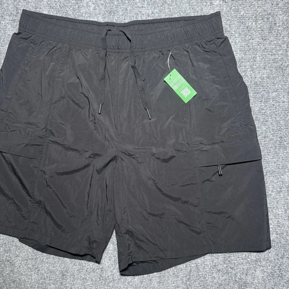 Gap Shorts Trail Hiking‎ Cargo Short 100% Nylon Men Size Medium Black 6 Inch NWT